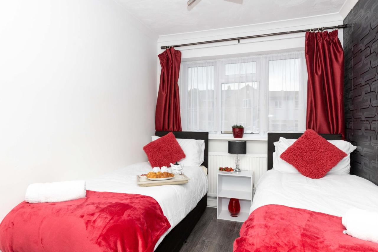 Capri 13 Sa - 3 Bedroom House Close To Loughborough University, Ev Car Facilities, Free Parking, Free Wifi - Ask For Contractor Rates! מראה חיצוני תמונה